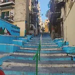Tra I Giardini Della Scalinata Di San Gennaro Daire Napoli