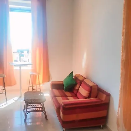 Tra I Giardini Della Scalinata Di San Gennaro 아파트 *